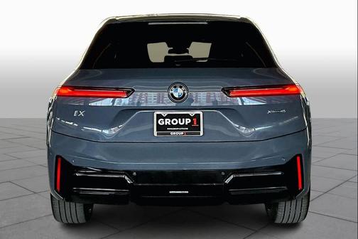 2026 BMW iX xDrive45