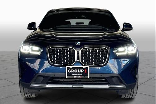 2024 BMW X4 xDrive30i