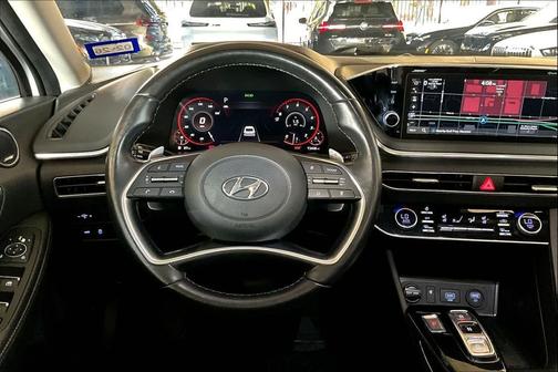 2022 Hyundai SONATA Limited