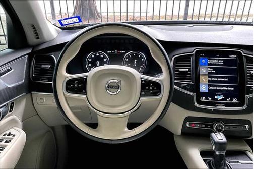 2020 Volvo XC90 T5 Momentum