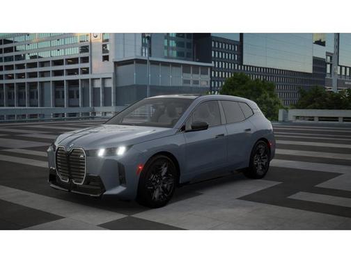 2026 BMW iX M70
