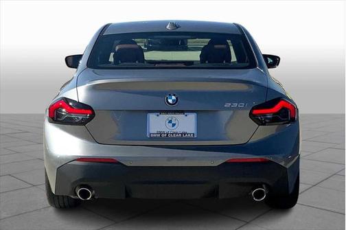 2025 BMW 230 i