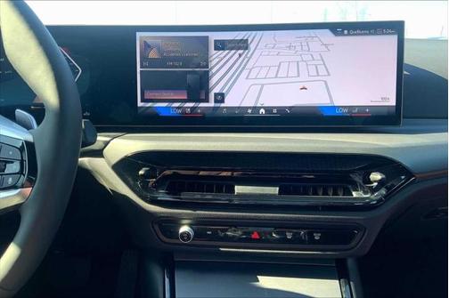 2025 BMW 230 i