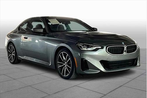 2025 BMW 230 i