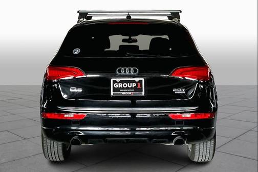 Mythos Black Metallic 2016 Audi Q5 2.0T Premium Plus