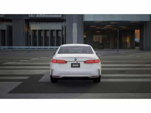 2026 BMW 530 530i