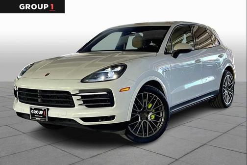 2022 Porsche Cayenne Platinum Edition