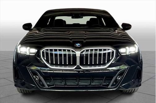 2024 BMW 530 i