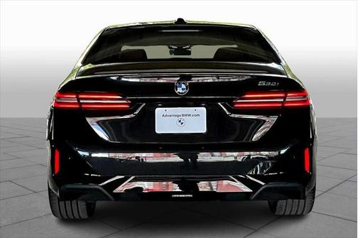 2024 BMW 530 i