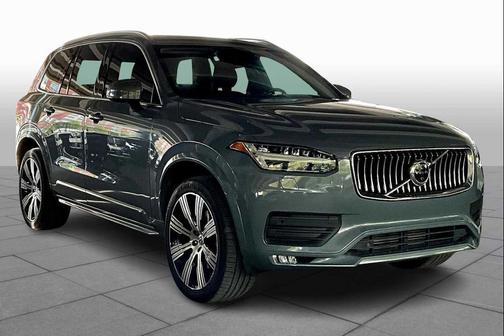 2020 Volvo XC90 T6 Momentum