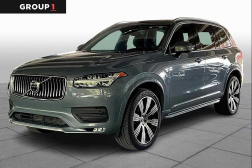 2020 Volvo XC90 T6 Momentum