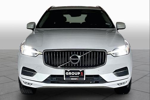 Crystal White Metallic 2020 Volvo XC60 T5 Inscription