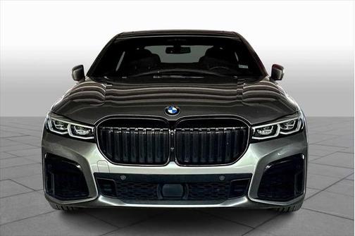 2021 BMW 740 740i