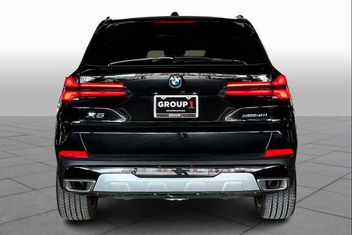2026 BMW X5 sDrive40i