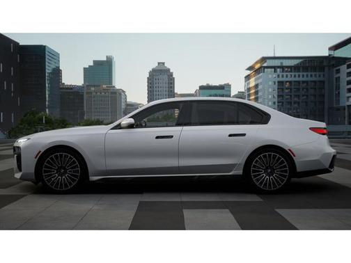 2026 BMW 740 i