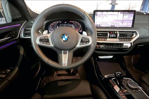 2025 BMW X4 xDrive30i