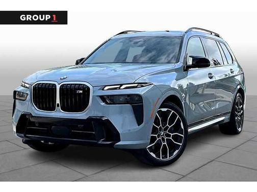 2025 BMW X7 M60i