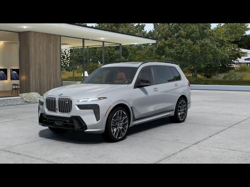 2025 BMW X7 M60i