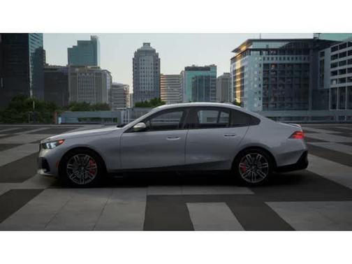Brooklyn Grey Metallic 2026 BMW 530 i