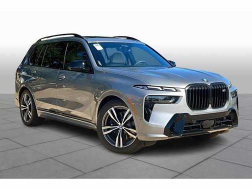 2025 BMW X7 M60i