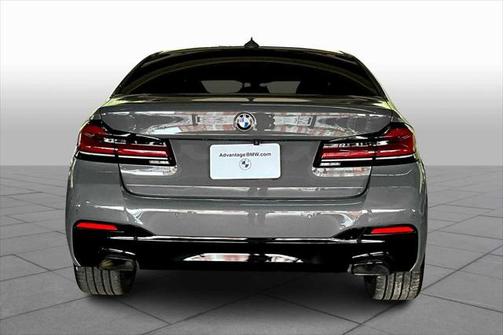 2022 BMW 540 i