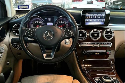 2018 Mercedes-Benz GLC 300 Base