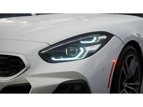 Alpine White 2026 BMW Z4 sDrive30i