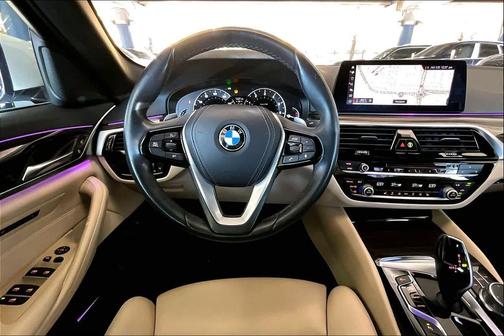 2019 BMW 530 530i