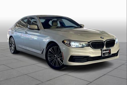 2019 BMW 530 530i