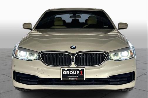 2019 BMW 530 530i