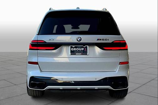 2024 BMW X7 M60i