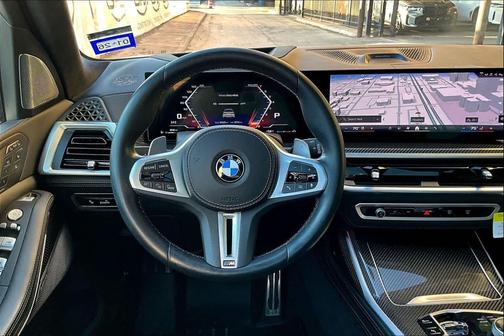 2024 BMW X7 M60i