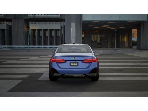 2026 BMW 550e xDrive