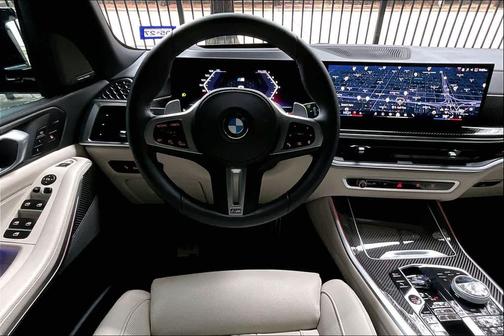 2025 BMW X5 M60i