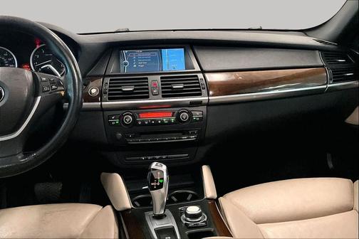 Space Gray Metallic 2014 BMW X6 xDrive35i