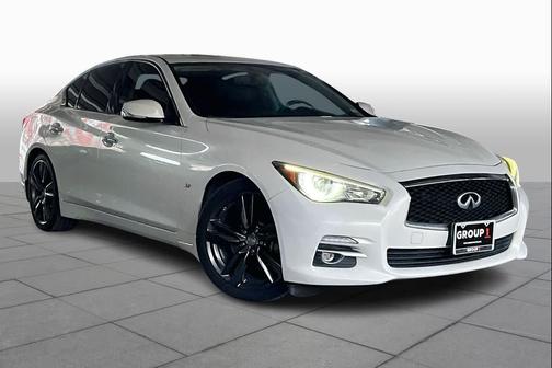 2015 INFINITI Q50 Premium