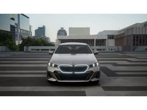 2026 BMW 530 i xDrive