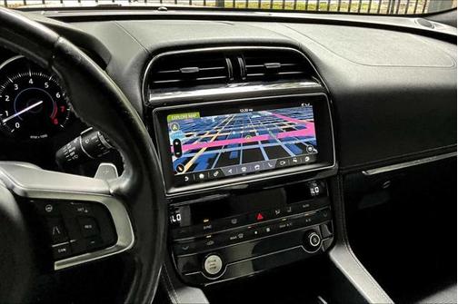 2019 Jaguar F-PACE S
