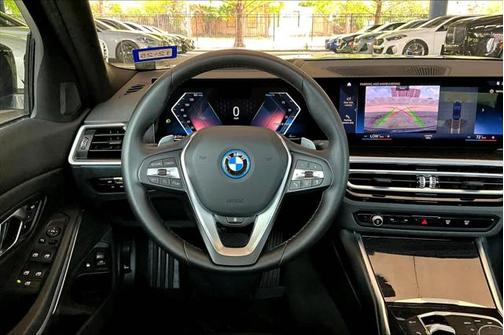 2023 BMW 330e Base