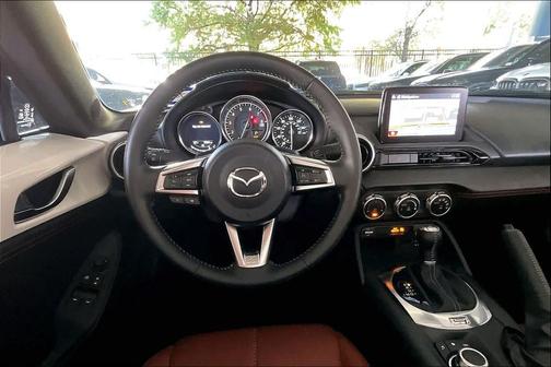 2023 Mazda MX-5 Miata RF Grand Touring