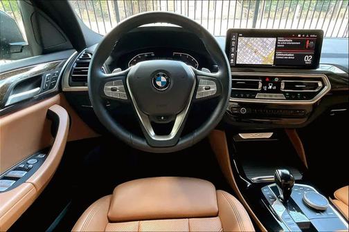 2025 BMW X4 xDrive30i