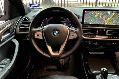 2022 BMW X4 xDrive30i