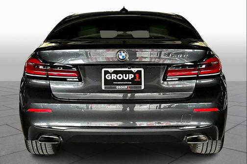 2022 BMW 540 i
