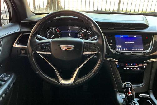 2021 Cadillac XT6 Premium Luxury FWD