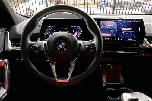 Mineral White Metallic 2025 BMW X2 xDrive28i