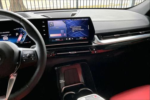 Mineral White Metallic 2025 BMW X2 xDrive28i