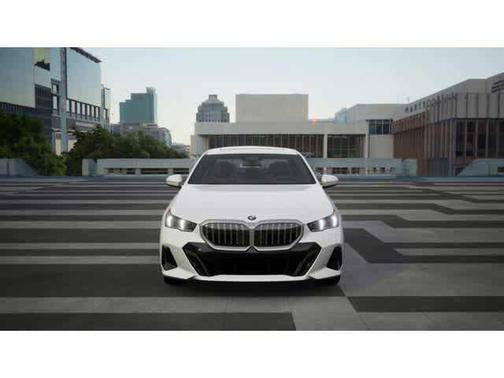 2026 BMW 530 i