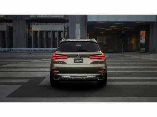 Manhattan Green Metallic 2026 BMW X5 sDrive40i