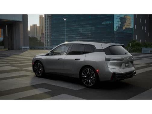 2026 BMW iX xDrive60