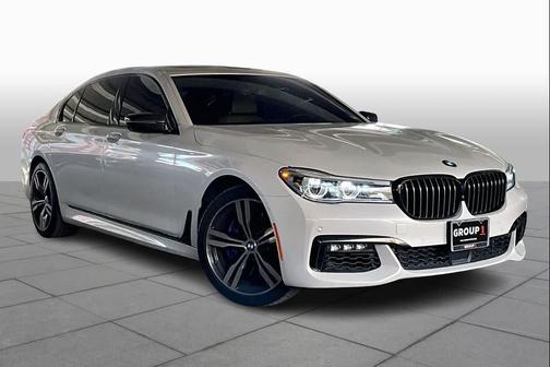 2019 BMW 750 I
